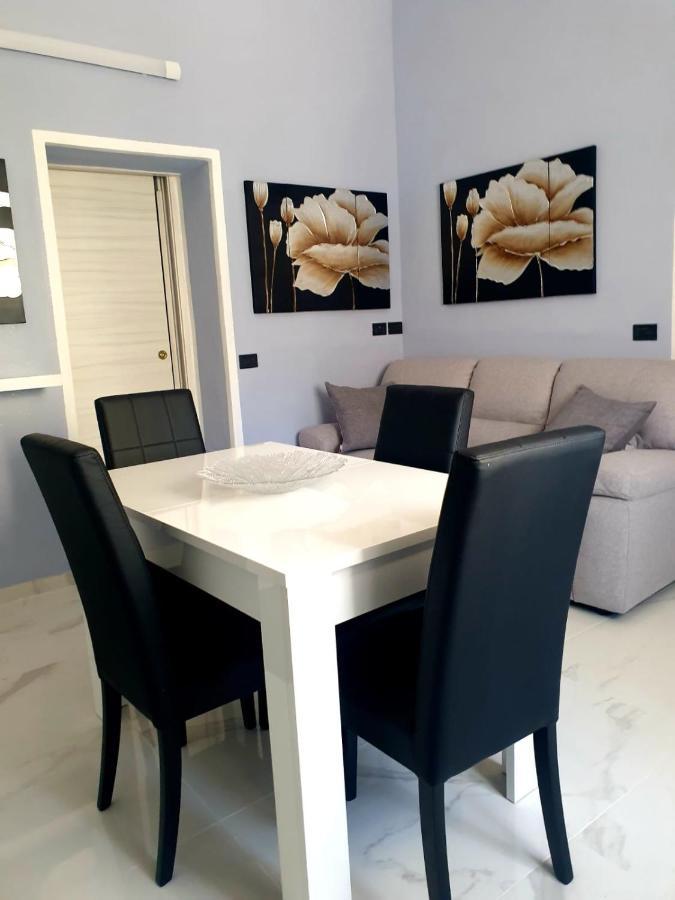 La Rosa Dorata Apartment Martis Bagian luar foto
